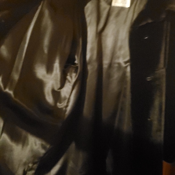 Bill Blass mink coat - Picture 7 of 8